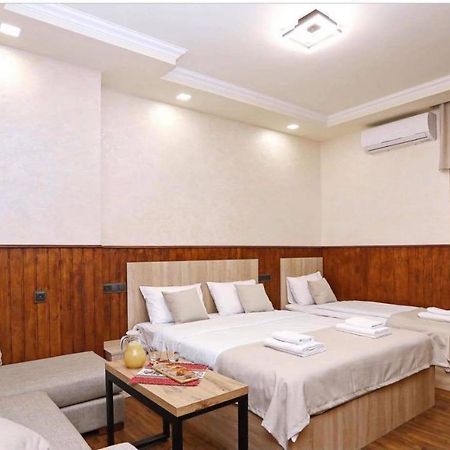Mini-Hotel Şara Talyan&Tours Erévan Extérieur photo